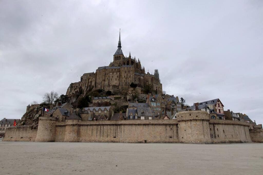 Gite La Mer, A La Campagne En Normandie, Proche Du Mont St Michel Lolif Екстериор снимка